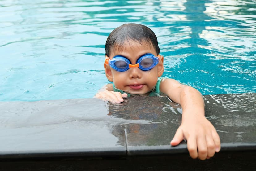 When Can a Child Swim Independently?